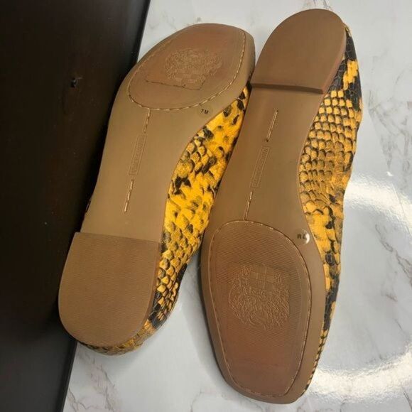 Vince Camuto Leather Brindin ballet flats Snakeskin Size 7 - Picture 6 of 7
